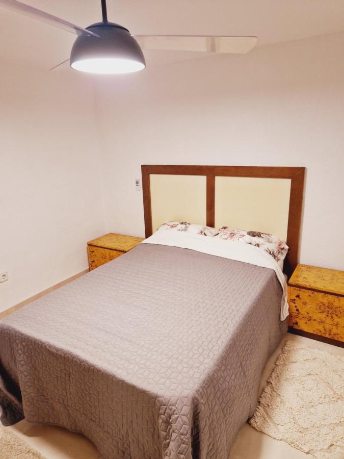 Magnifico Chalet Adosado En Torrevieja, Alicante. Eksteriør billede