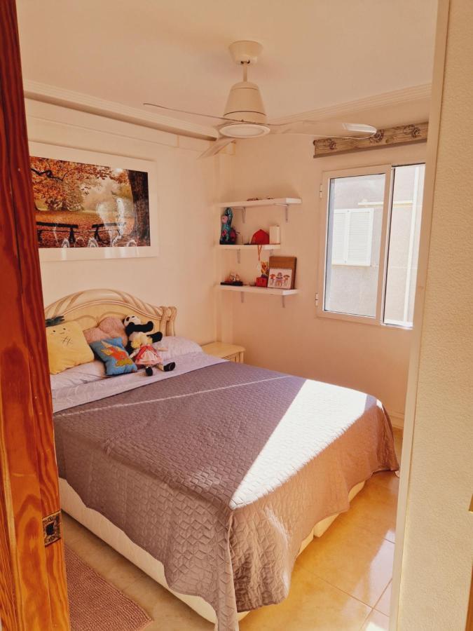 Magnifico Chalet Adosado En Torrevieja, Alicante. Eksteriør billede