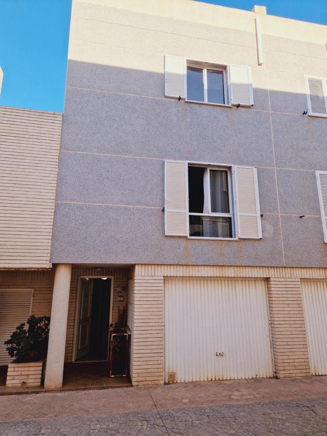 Magnifico Chalet Adosado En Torrevieja, Alicante. Eksteriør billede